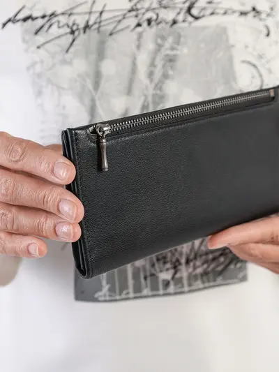 Кожаный кошелек 